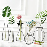 Support en fer raffiné pour vases