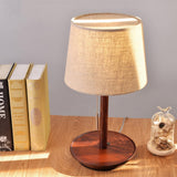 Lampe Élégante en Noyer Norvégien avec Accessoires Textiles Haut de Gamme - Lumière Raffinée
