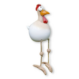 Statue de poule aux yeux expressifs