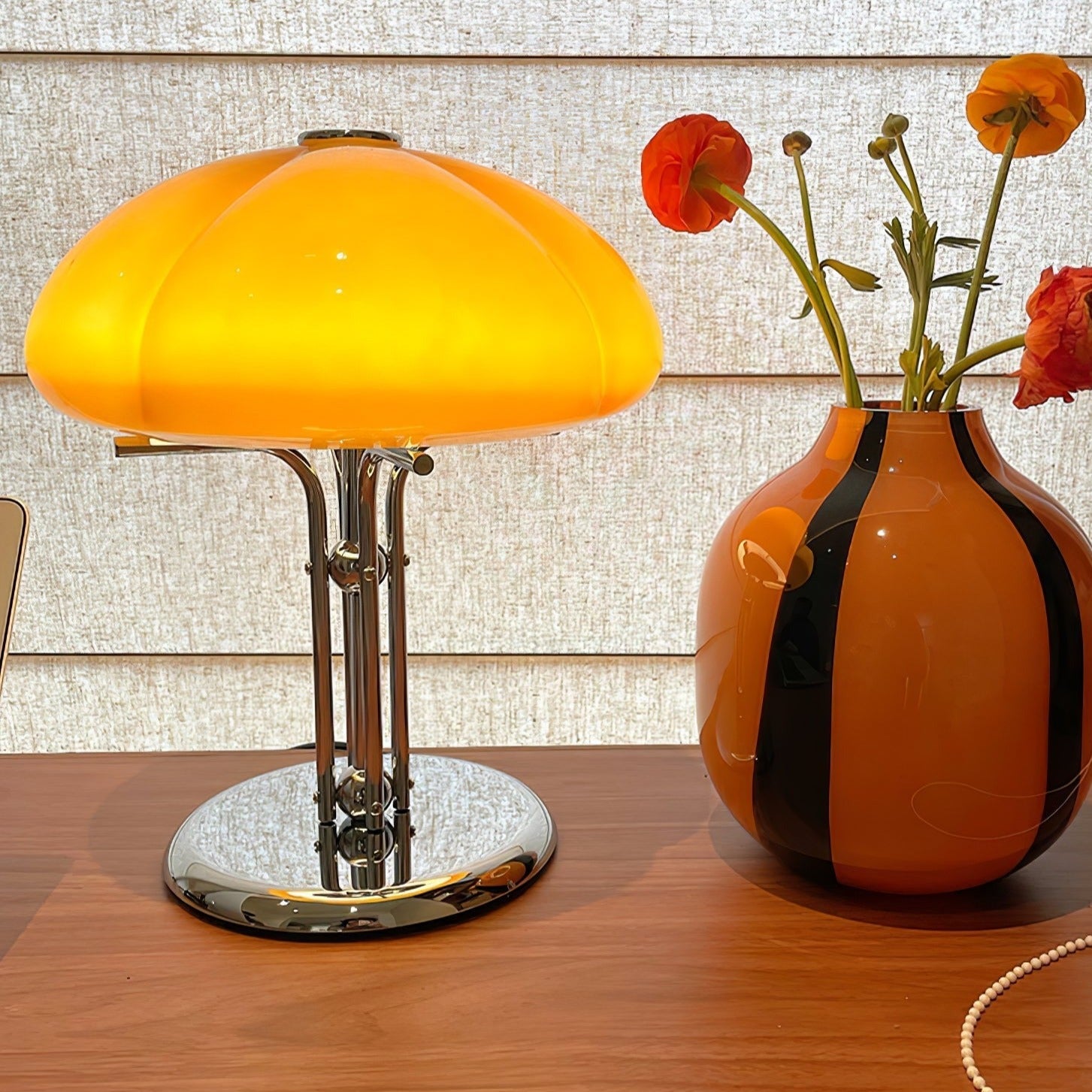 Bauhaus Champignon Table Lamp