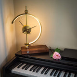 Nagoyalight™ | Montre de Luxe avec Lampe Intégrée et Chargeur Sans Fil