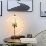 Nagoyalight™ | Montre de Luxe avec Lampe Intégrée et Chargeur Sans Fil