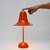 "Lampe de Bureau Sans Fil Classic Cap" can be rewritten as "Lampe de Bureau Sans Fil Modèle Classic Cap".