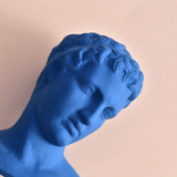 Statue de David en Teintes Azur
