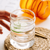 Verres à boissons pétillantes éclatants