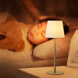 Lampe de table LED sans fil au design moderne