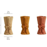Knot & Bloom - Vase en céramique avec un nœud
