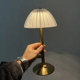Lampe de table sans fil en métal et cristal