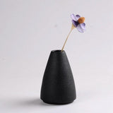 Vases en Céramique à Texture Profonde
