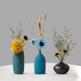 Vases en céramique dynamiques