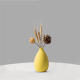 Vases en céramique dynamiques