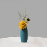Vases en céramique dynamiques