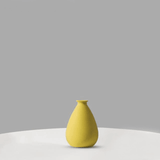 Vases en céramique dynamiques