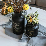 Vase Noir pour la Nuit