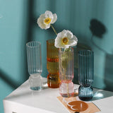 Vases en verre à couleur inversée