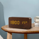 Réveil en bois avec affichage LED