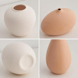 Vases en céramique aux teintes neutres