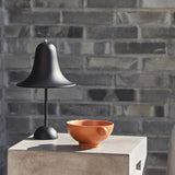 "Lampe de Bureau Sans Fil Classic Cap" can be rewritten as "Lampe de Bureau Sans Fil Modèle Classic Cap".