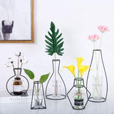 Support en fer raffiné pour vases